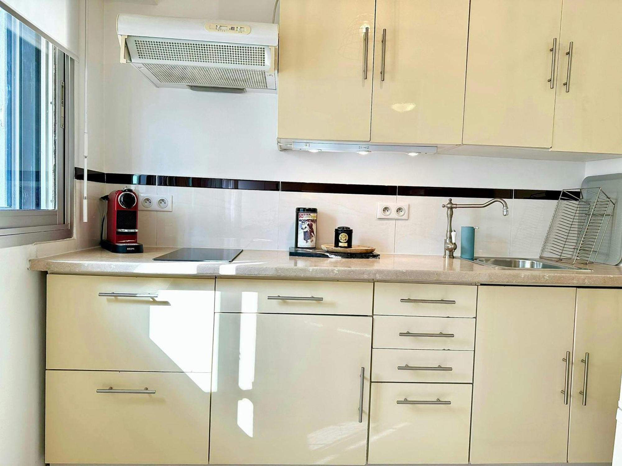 Apartment 2 Pieces Centre Proche Palais